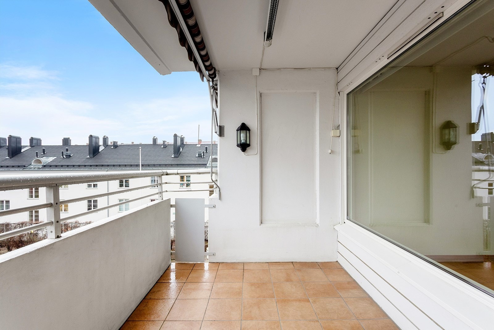 Stille og rolige omgivelser. Her er det lov å grille med elektrisk eller gassgrill Galleribilde