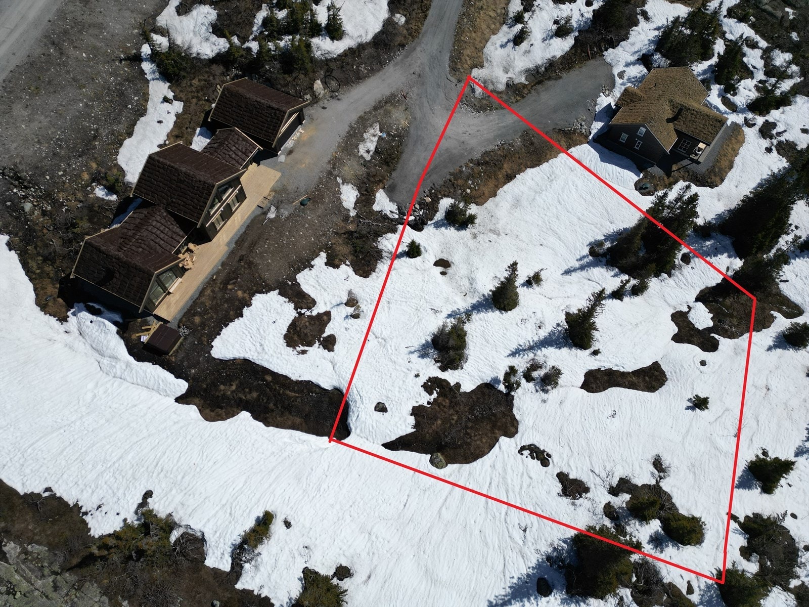 Tomten sett fra luften. Skisserte grenser er ikke nøyaktig. Galleribilde