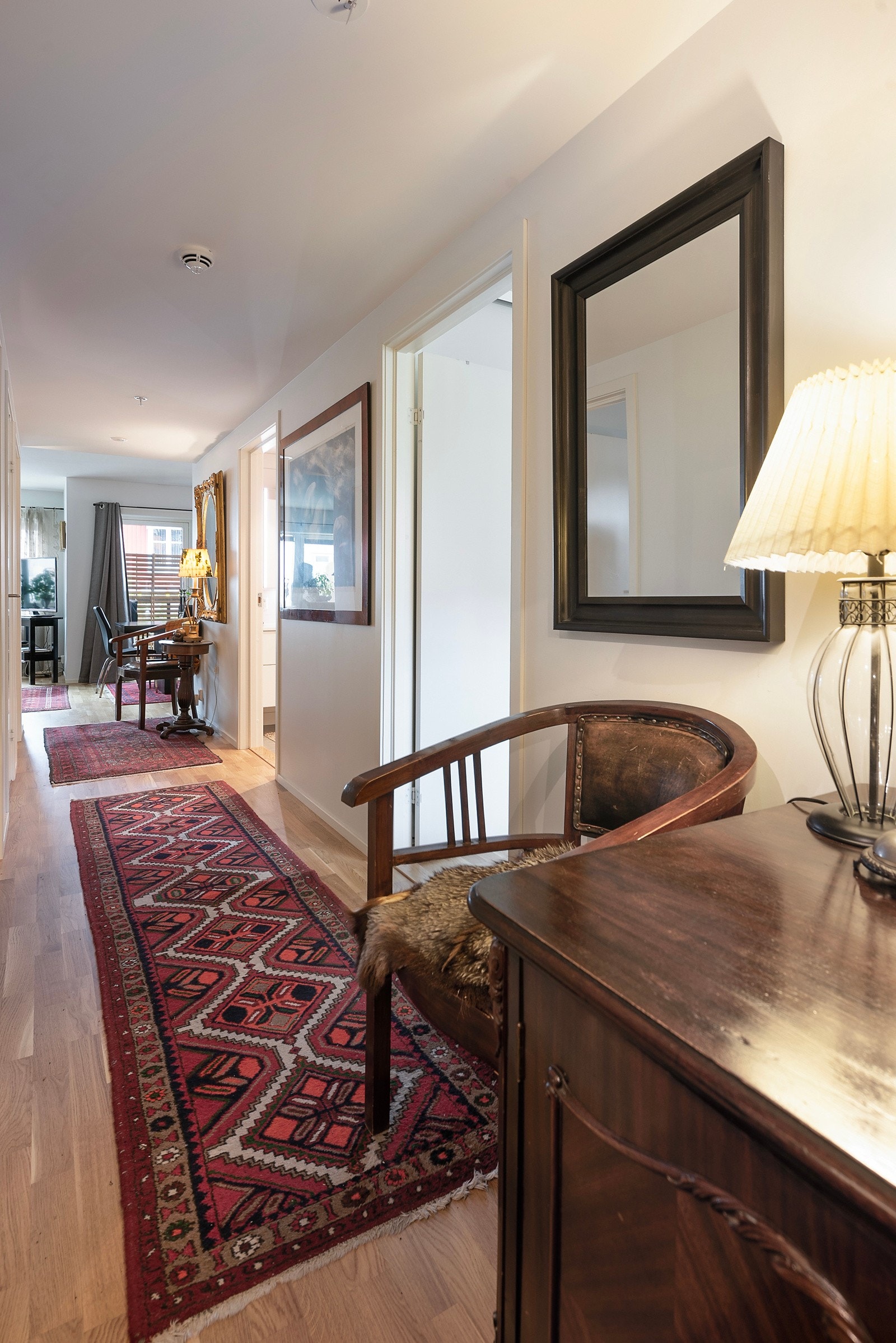 Romslig og pen gang Galleribilde