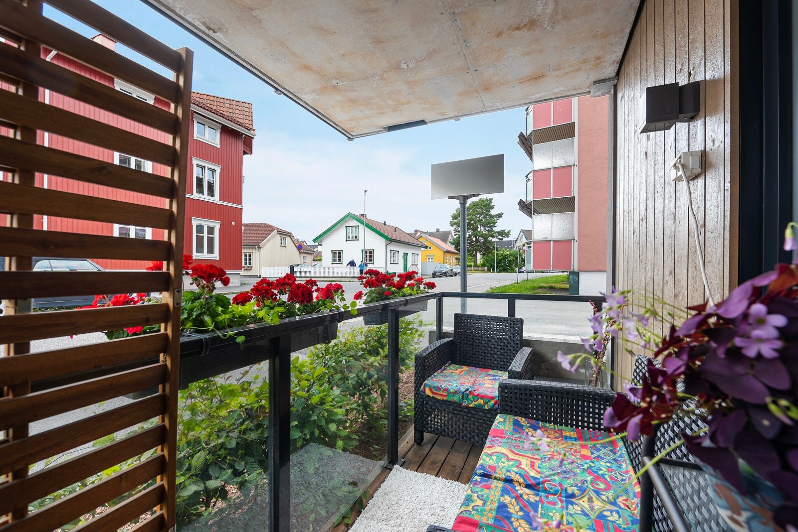 Deilig, vestvendt terrrasse Galleribilde