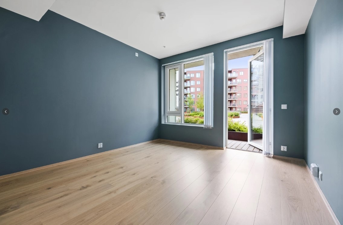 Stua mot terrasseplatting Galleribilde