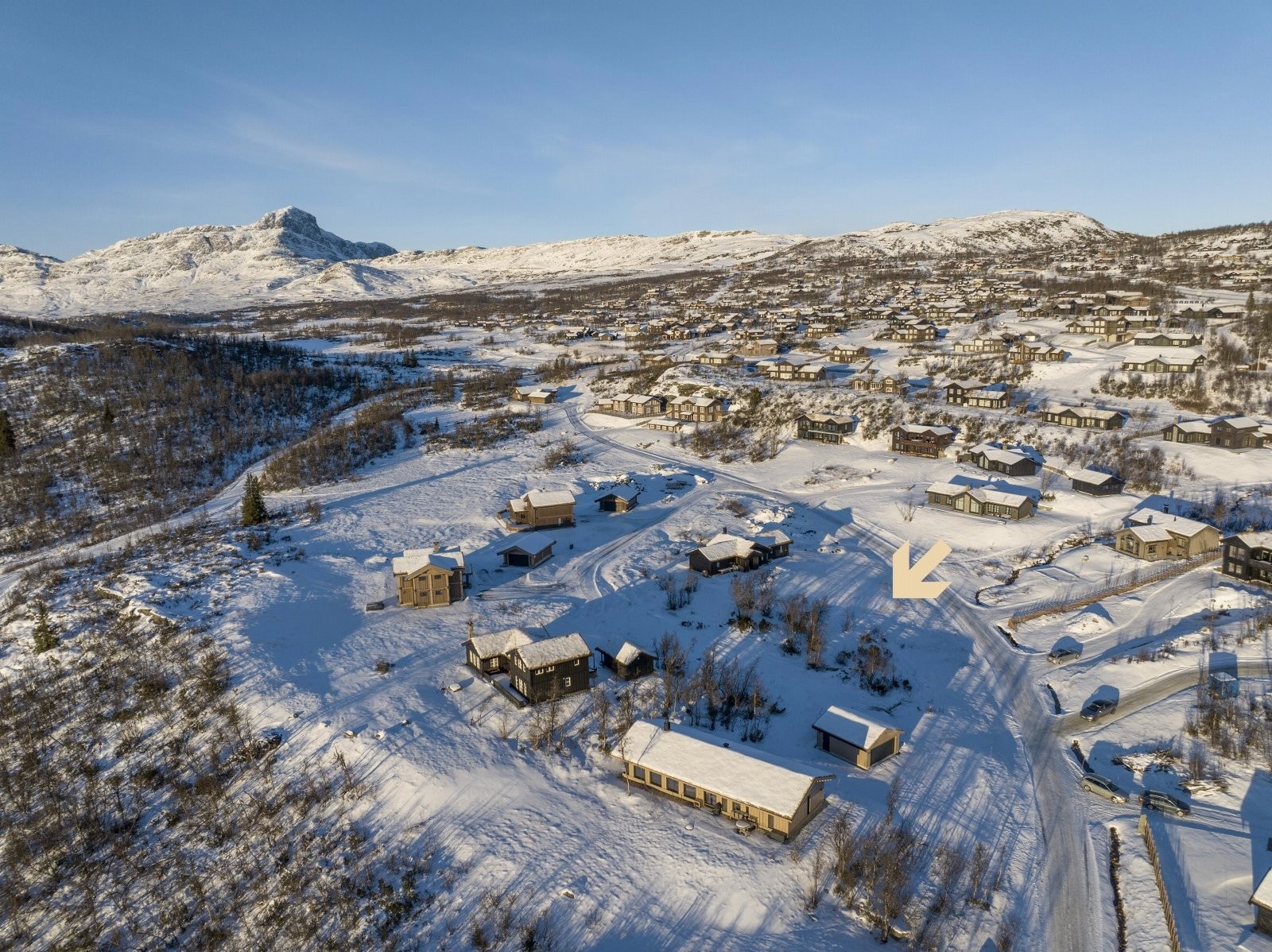 Tomten ligger i et attraktivt hytteområdet på Beitostølen. Galleribilde