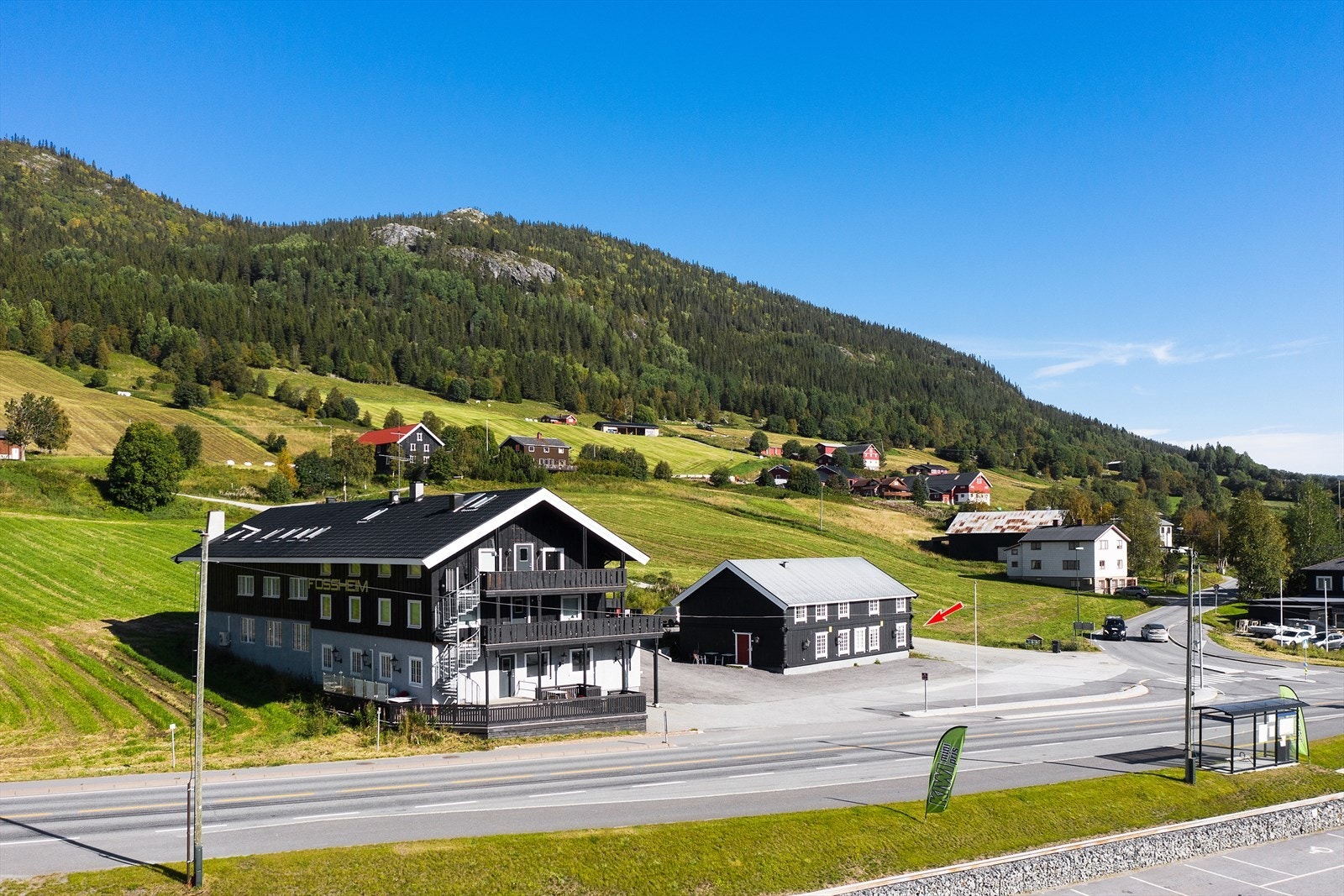 På Fossheim Lodge er det fint sommer som vinter! Galleribilde