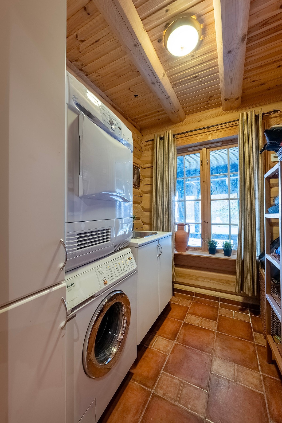 Eget vaskerom i gangen. Galleribilde