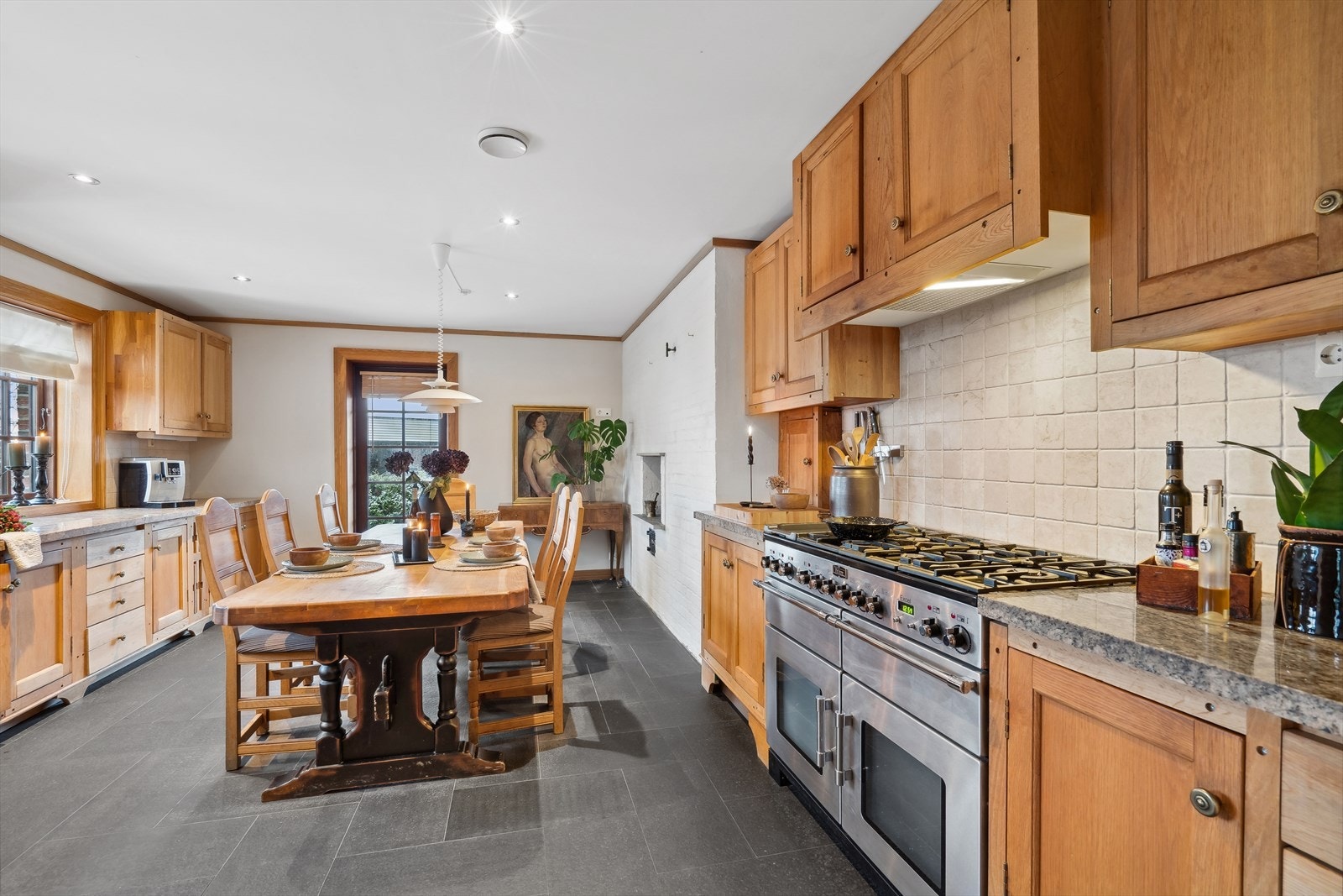 Stort spisekjøkken Galleribilde