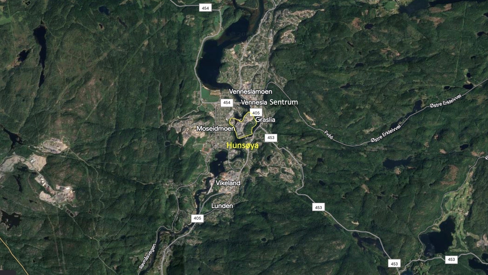 Hunsøya ligger midt i Vennesla og vil fungere som en utvidelse av Sentrum med en bro over til øya. Galleribilde