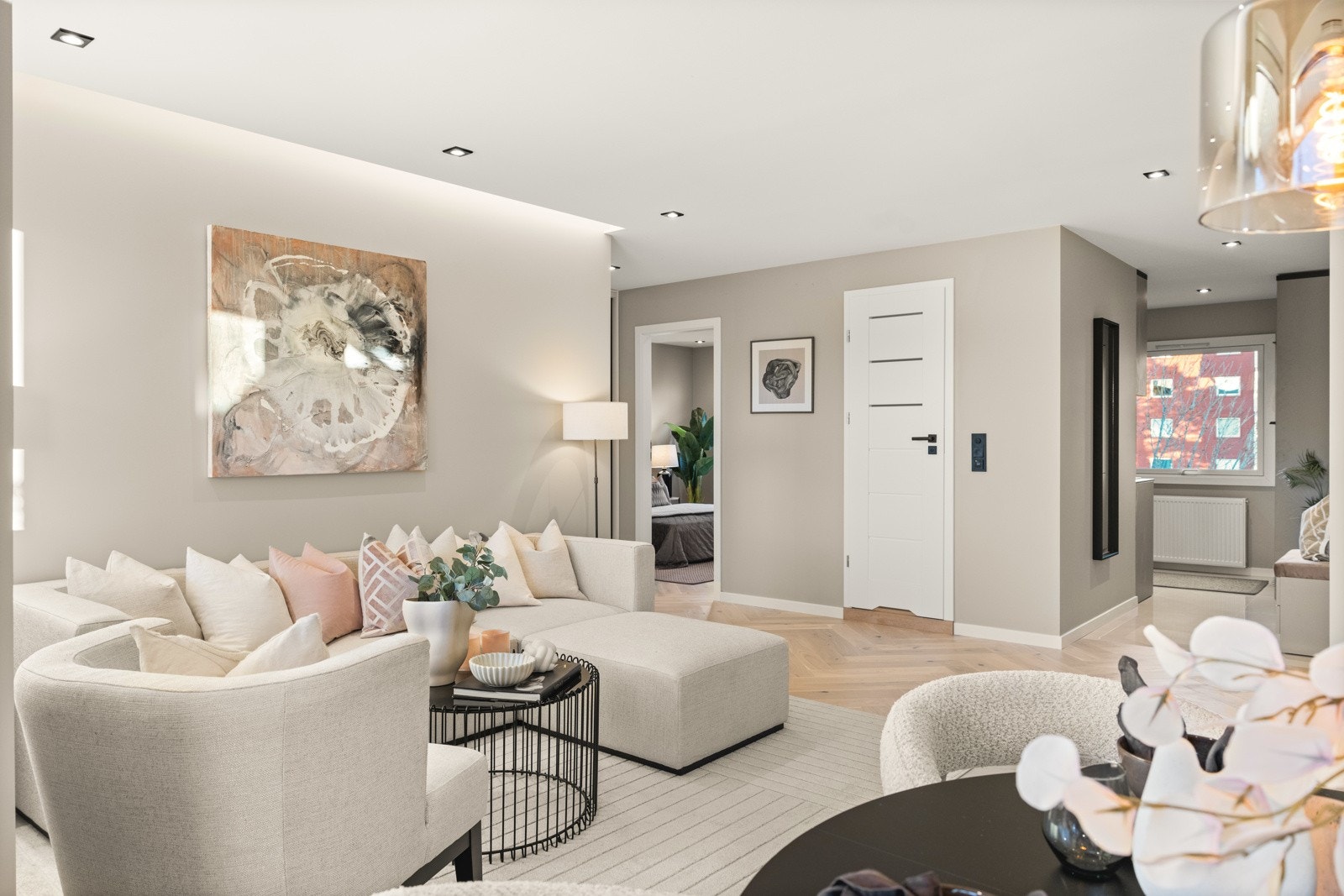 Fyring, varmtvann, internett og kabel-tv inkludert i fellesutgiftene Galleribilde