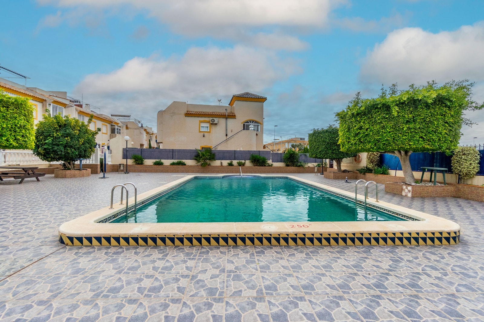 Basseng Galleribilde