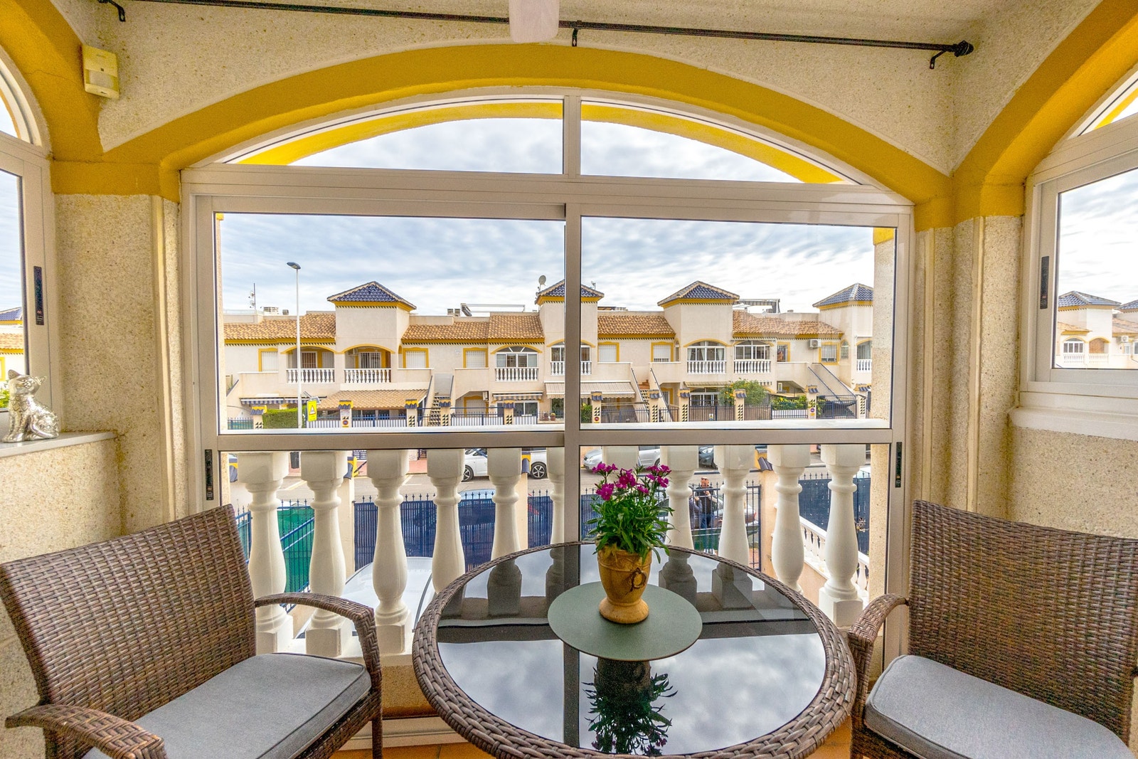 Innglasset balkong Galleribilde