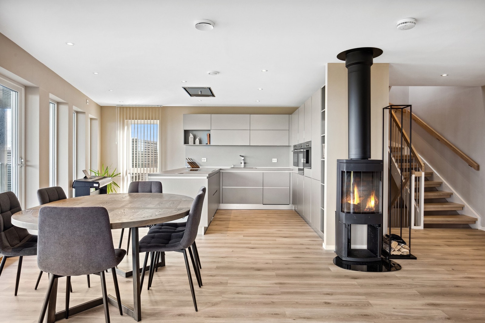 Vedfyring Galleribilde