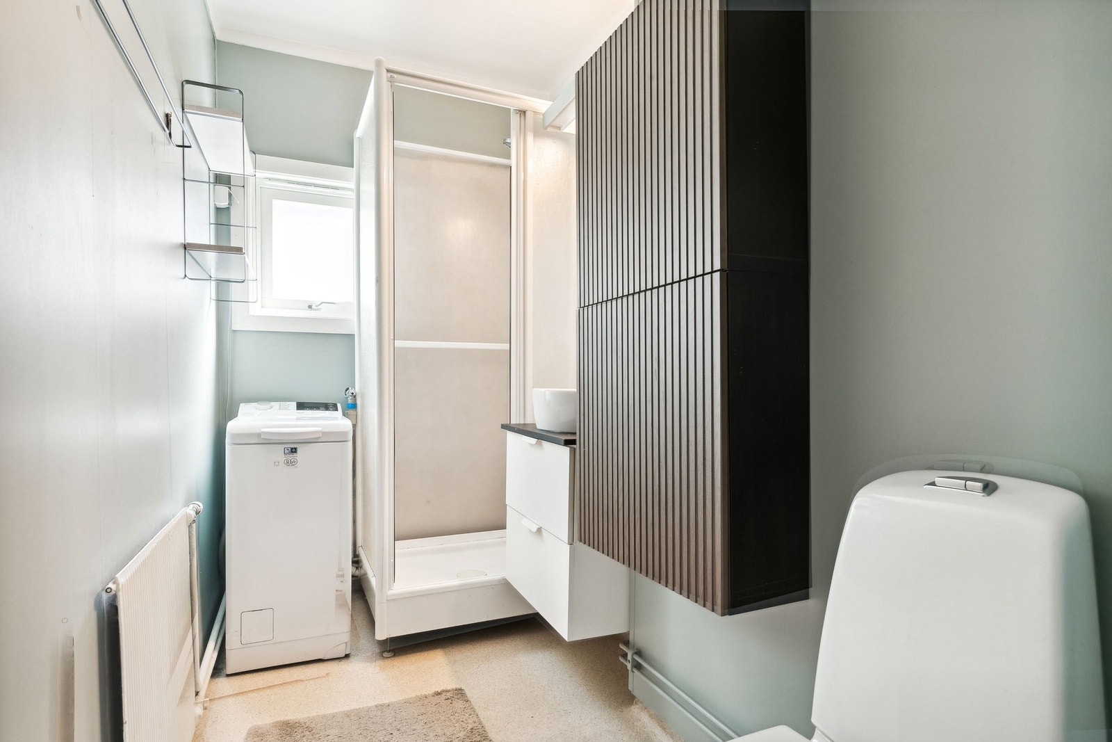 Badet ble malt, samt toalett og servant byttet i Desember 2023. Galleribilde