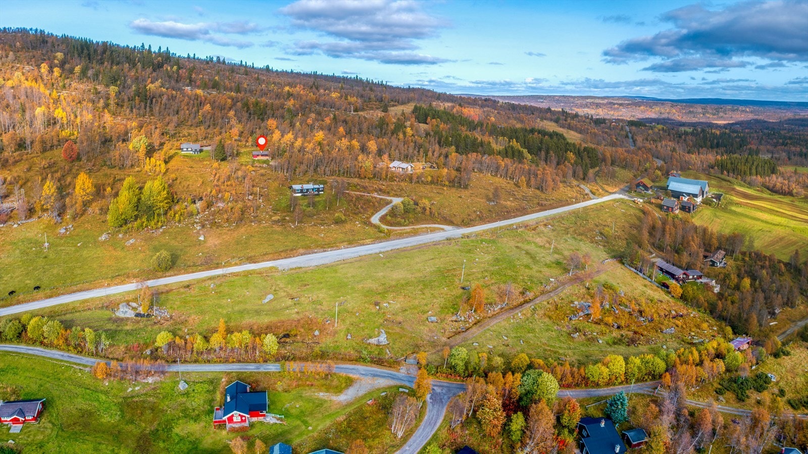 Hyttas plassering i naturskjønne Lykkja. Galleribilde