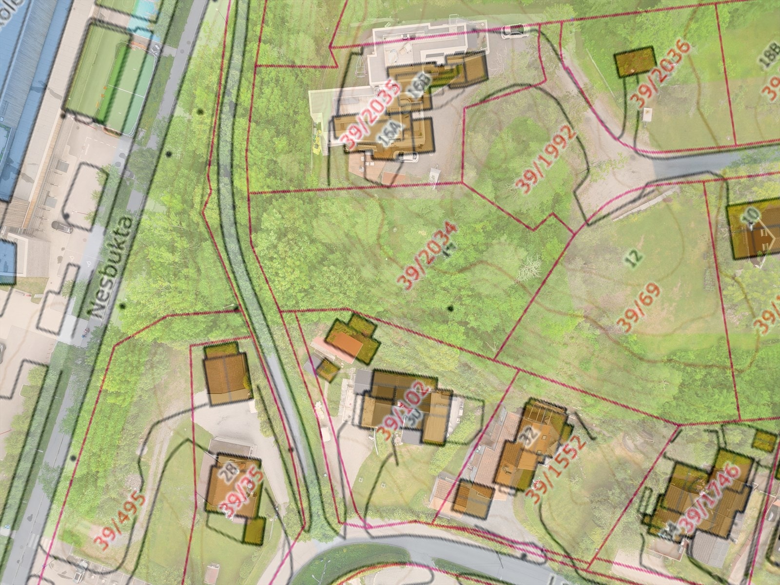 Gnr. 39. Bnr 2034 - stor tomt på 1350 kvm med attraktiv beliggenhet og gode muligheter Galleribilde