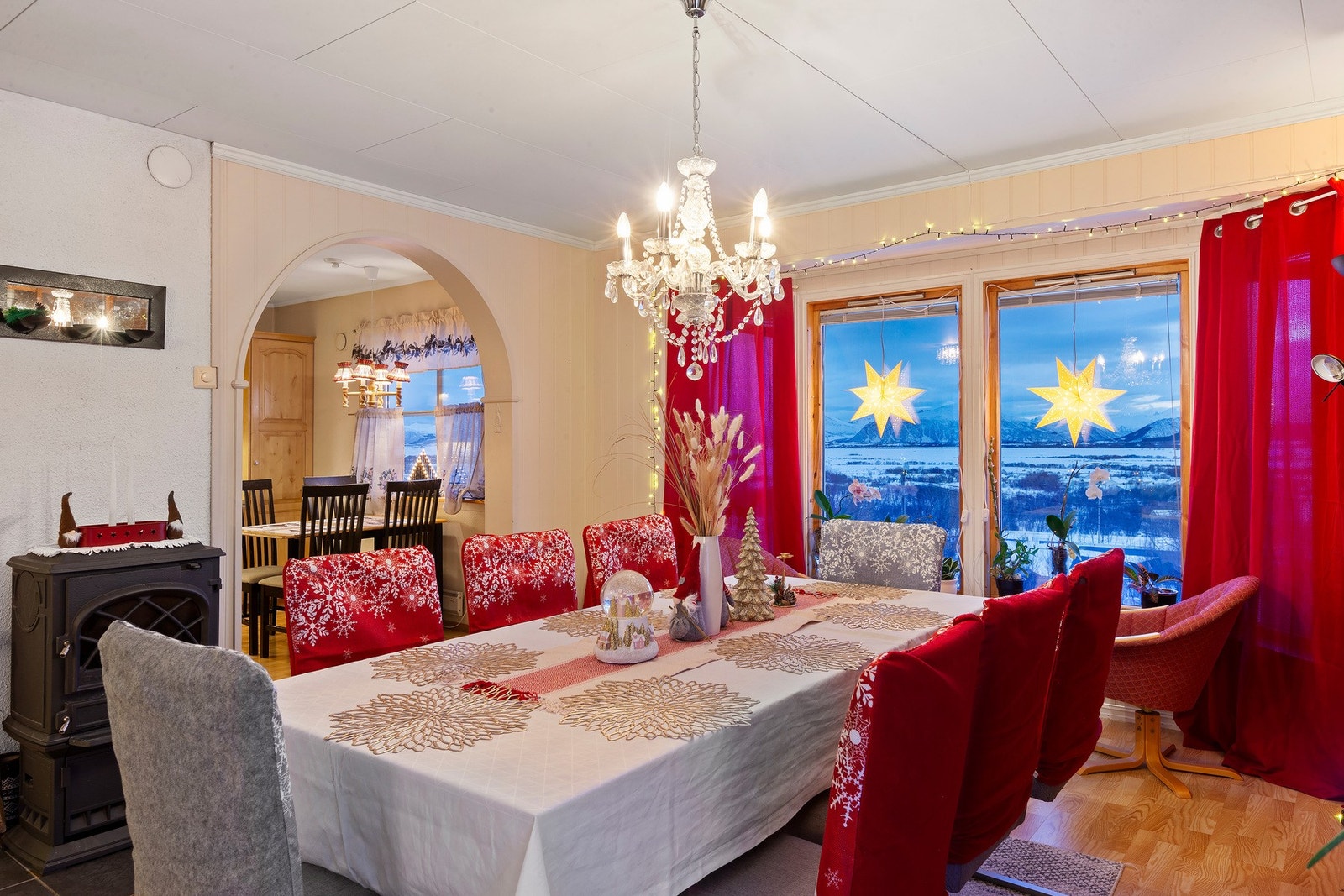 Stue og kjøkken er adskilt. Galleribilde