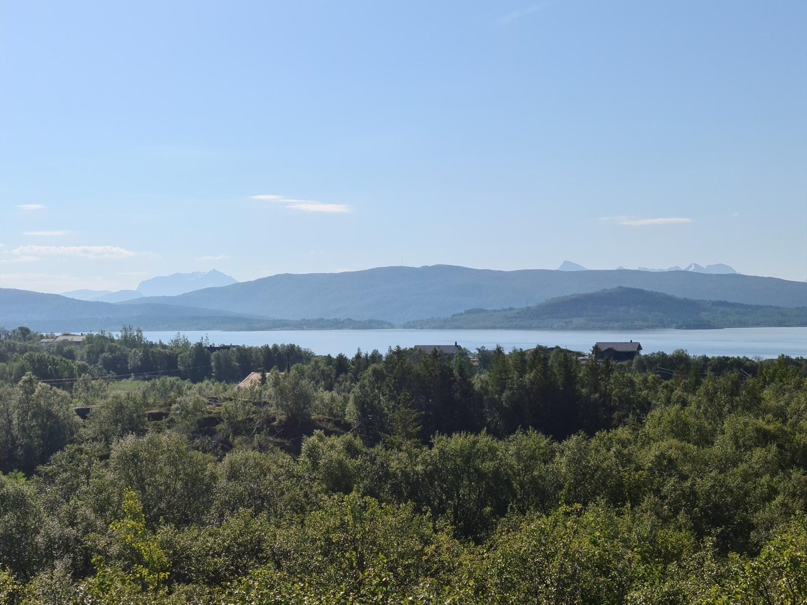 Utsikt mot Hofsøy. Galleribilde