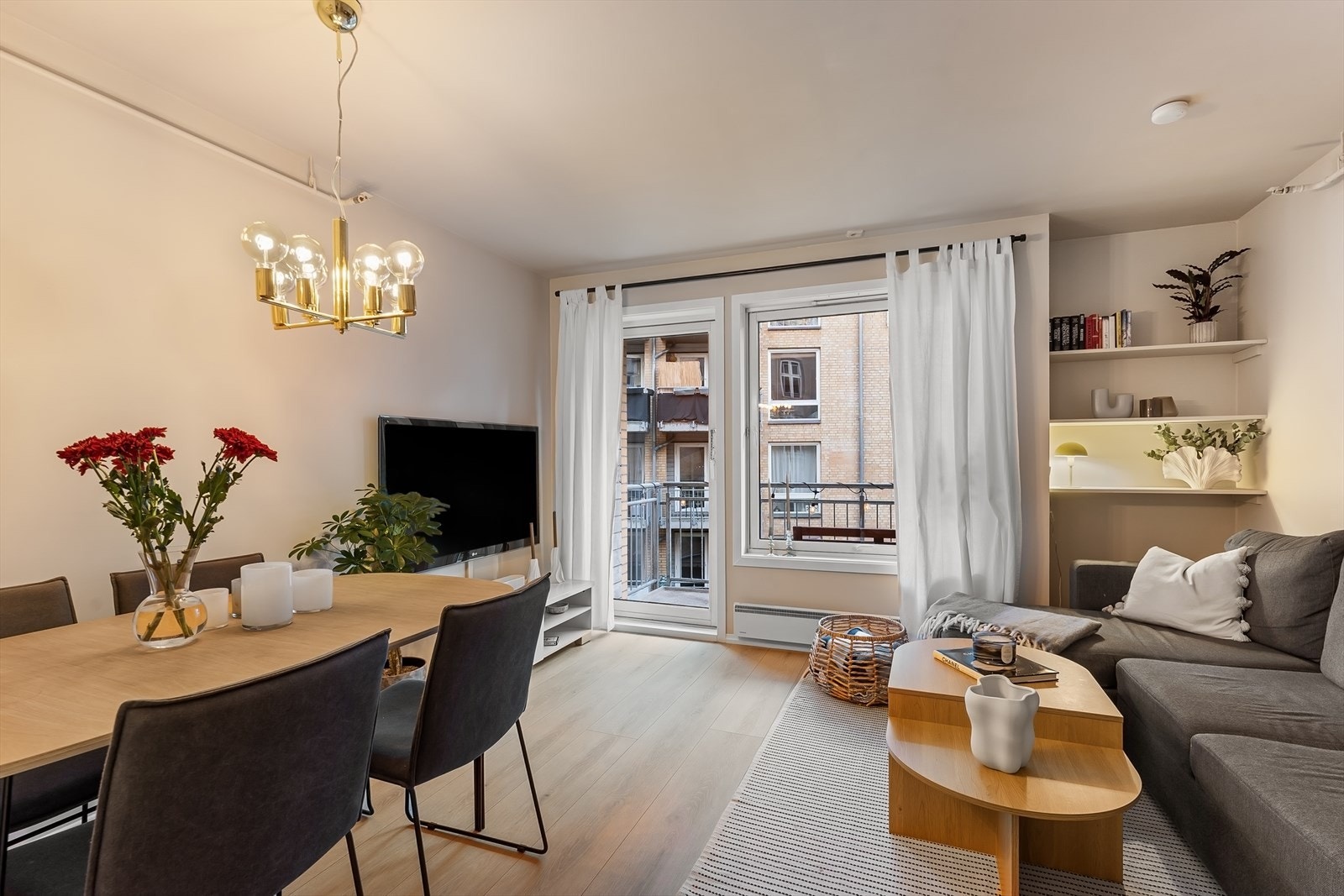 Velkommen til Trondheimsveien 17B presentert av Mads S. Gustavsen ved Nordvik Bygdøy Allé Galleribilde