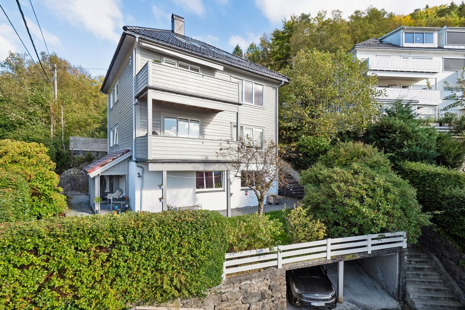 Velkommen til Munkebotn 37, presentert av Martin Engeberg v/ DnB Eiendom. Galleribilde