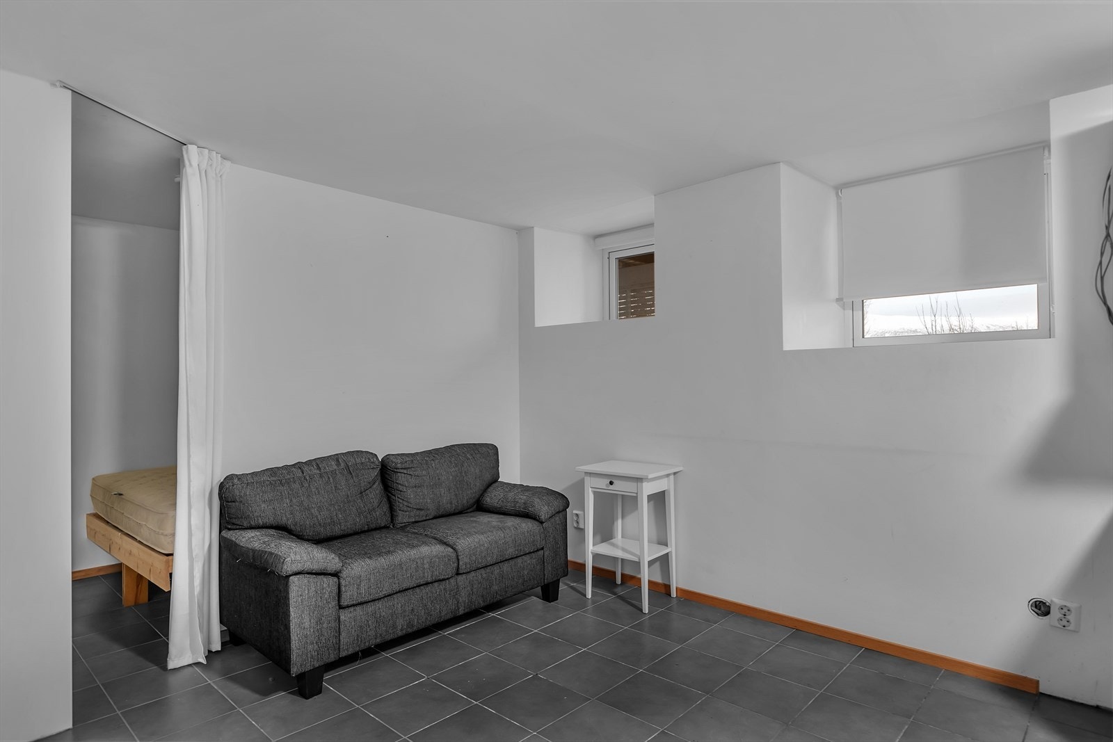 Innredet kjeller. Galleribilde