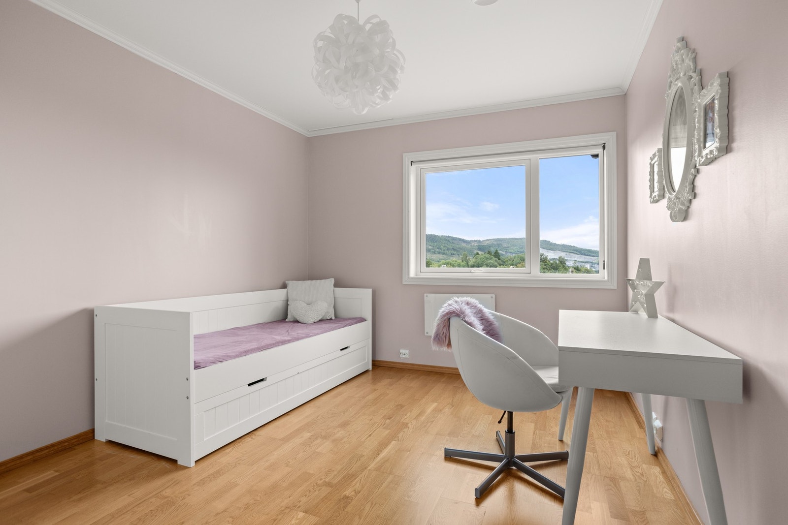 Soverom 1 - ca 12,5 kvm Galleribilde