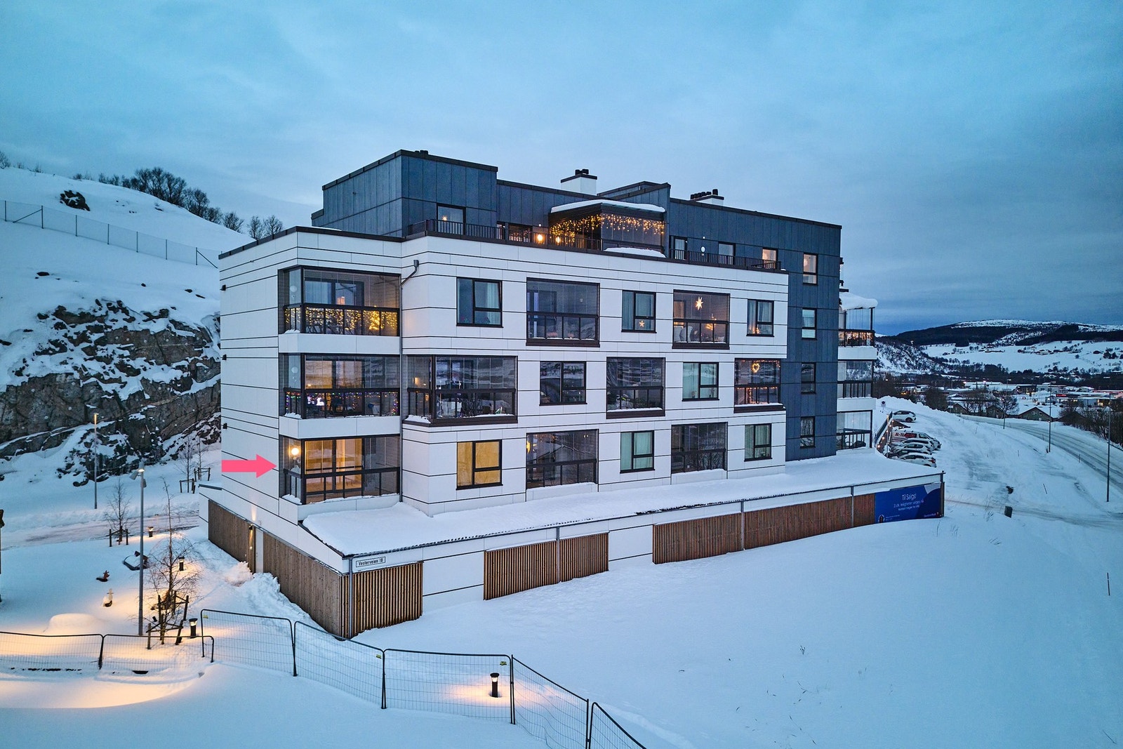 Velkommen til Vesterveien 10 - Leilighet med attraktiv og sentral beliggenhet vest for Sortland sentrum. Galleribilde