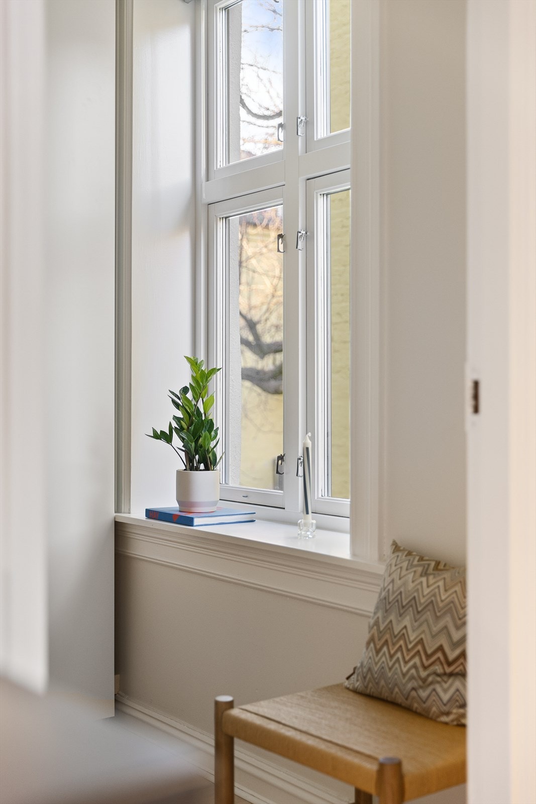 Rolig og stille beliggenhet i indre gård. Galleribilde