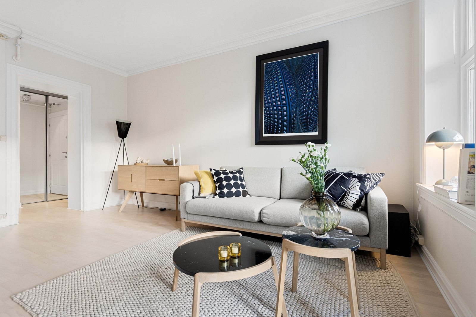 Stuen kan enkelt møbleres etter eget ønske. Galleribilde