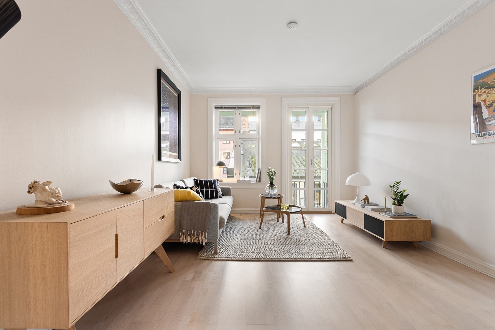 Takhøyden er målt til 2,69 meter i stue. Galleribilde