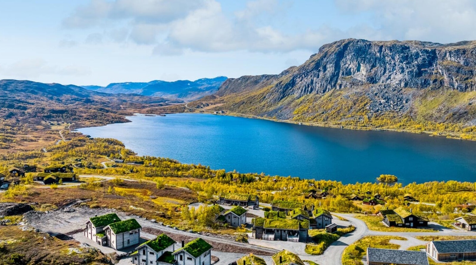 Foto fra tomteområdet mot Otrøvatnet Galleribilde