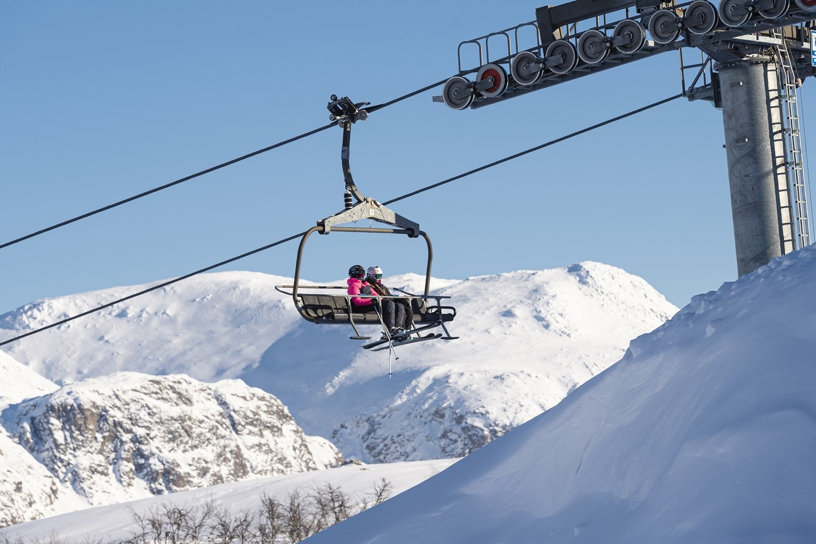 Det er kun få minutter i bil til Hemsedal Skisenter. Foto SkiStar Hemsedal. Galleribilde