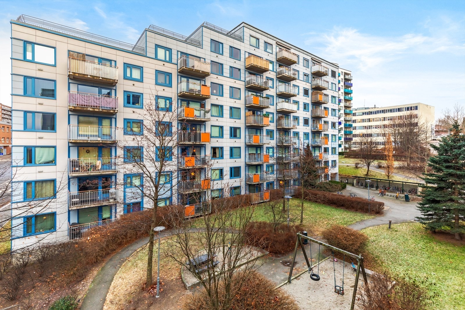 Leiligheten tilhører et hyggelig og veldrevet borettslag, bestående av til sammen 247 andeler. Galleribilde