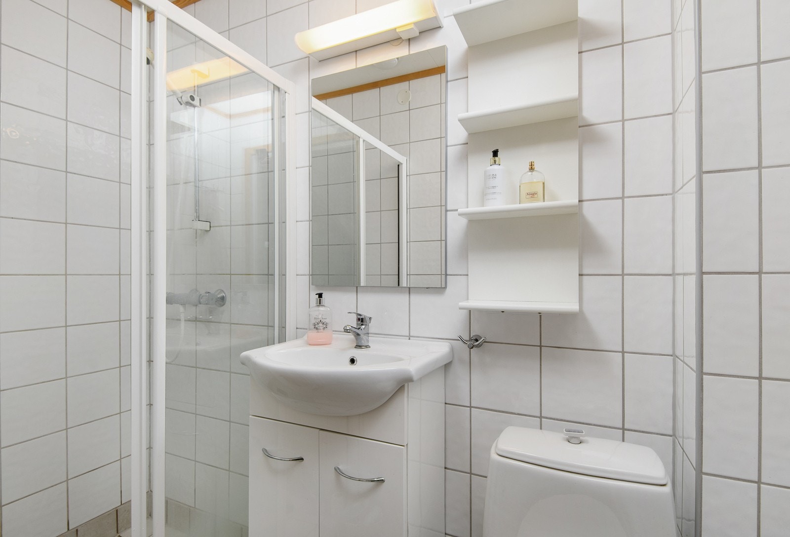 Badet er av ukjent alder, og har behov for oppgradering for å tåle normal bruk etter dagens krav. Galleribilde