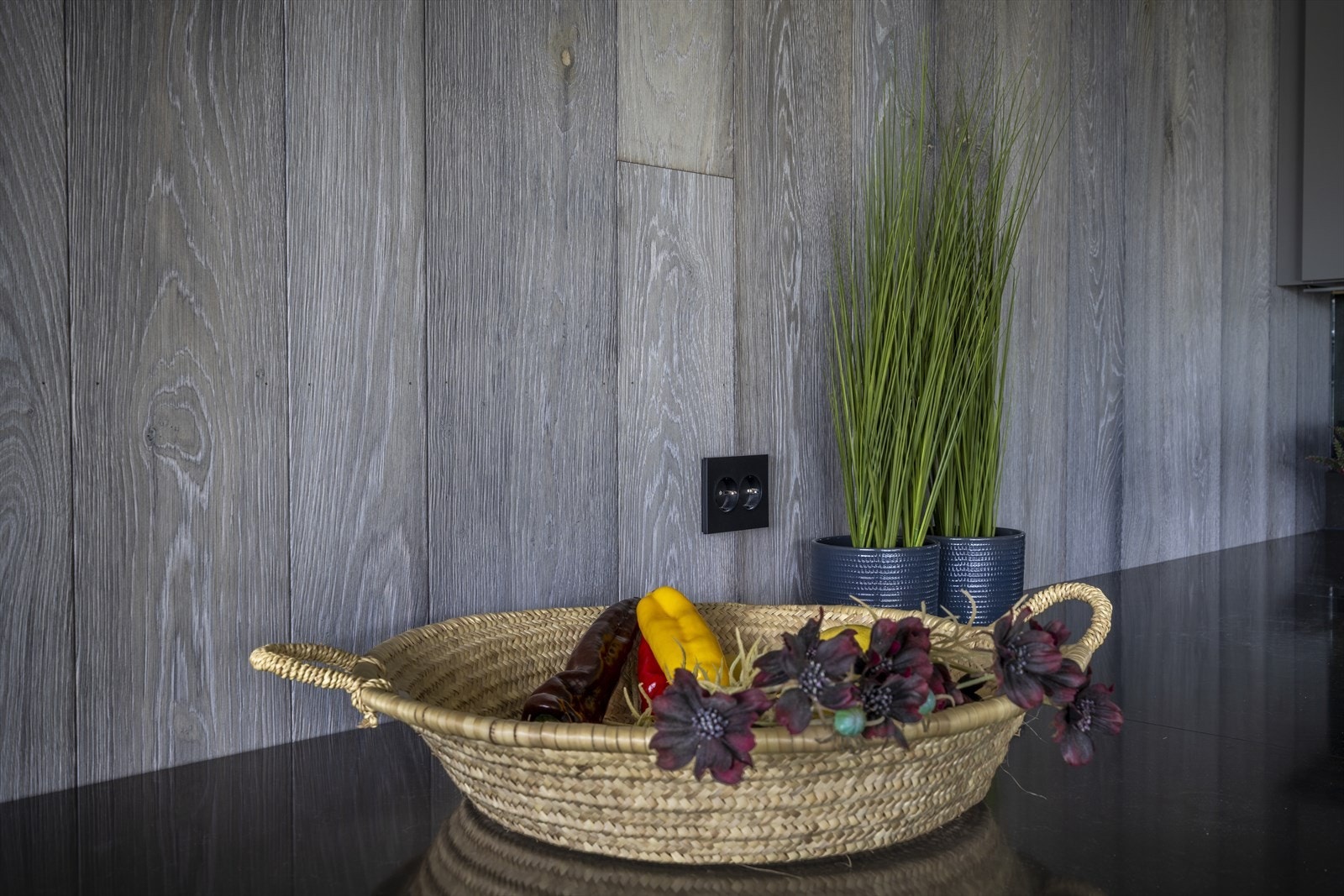 Vegger i ekslusiv eikeparkett Galleribilde