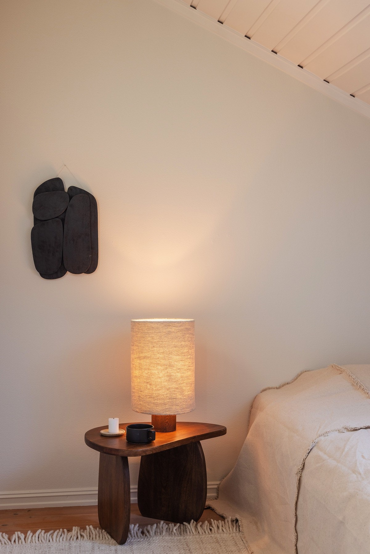 På hovedsoverommet er er det god plass til en dobbeltseng med tilhørende nattbord, garderobeskap og annet møblement etter eget ønske. Galleribilde