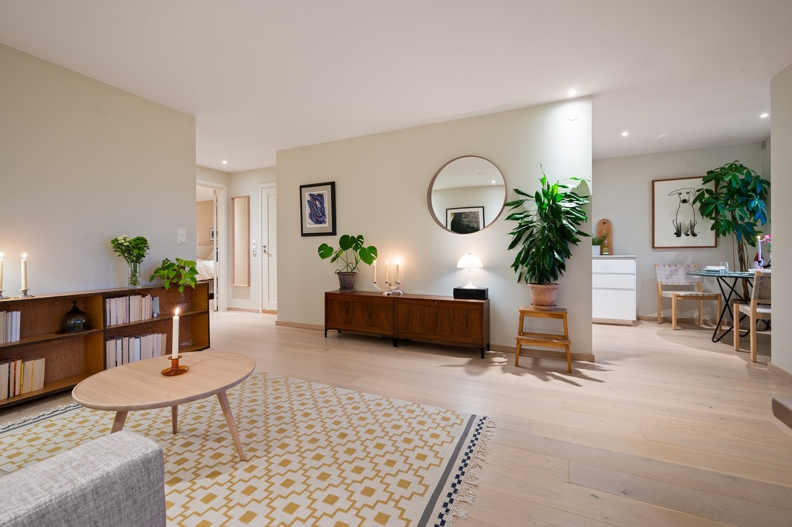 Her er det god plass til å invitere venner og familie til hyggelige sammenkomster. Galleribilde