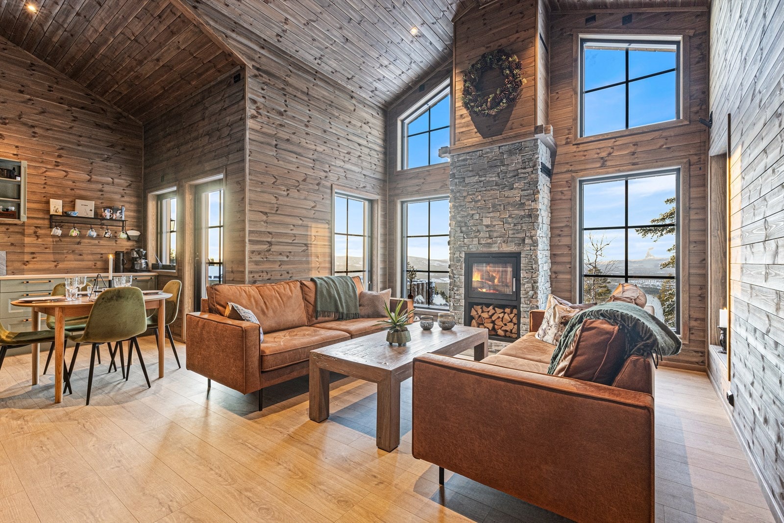 Velkommen til Fulufjellet hytteområde 186 med fin beliggenhet og fantastisk utsikt! Galleribilde