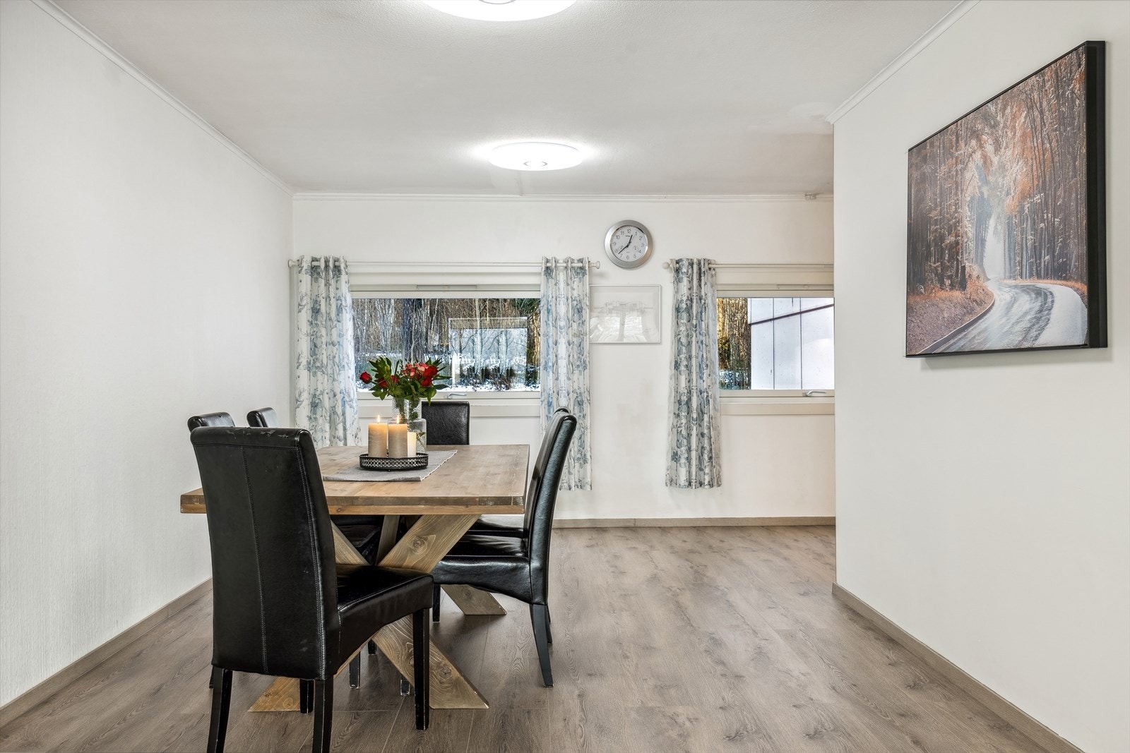 Stor og flott spisestue Galleribilde