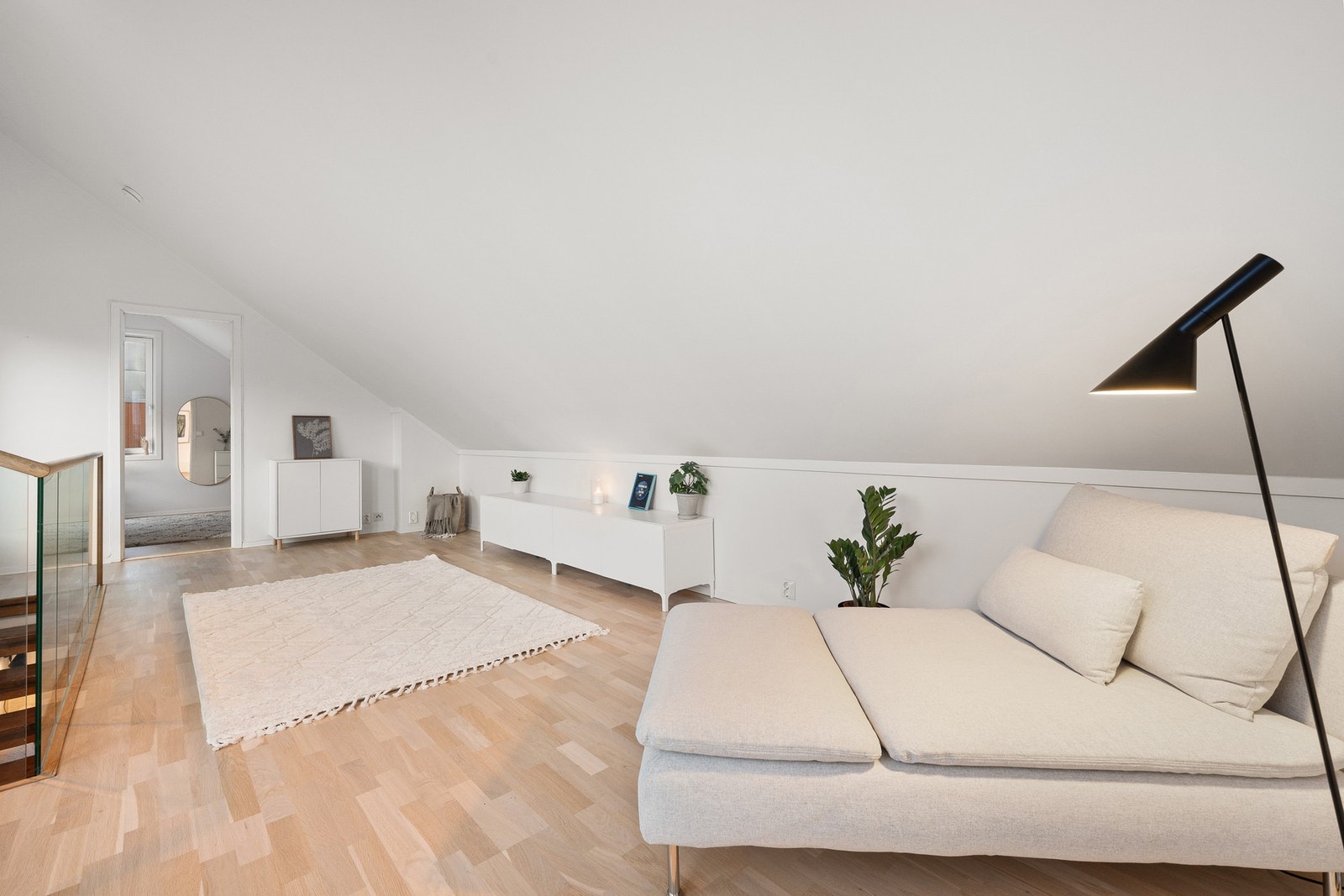 Det er montert sentralstøvsuger i boligen. Galleribilde