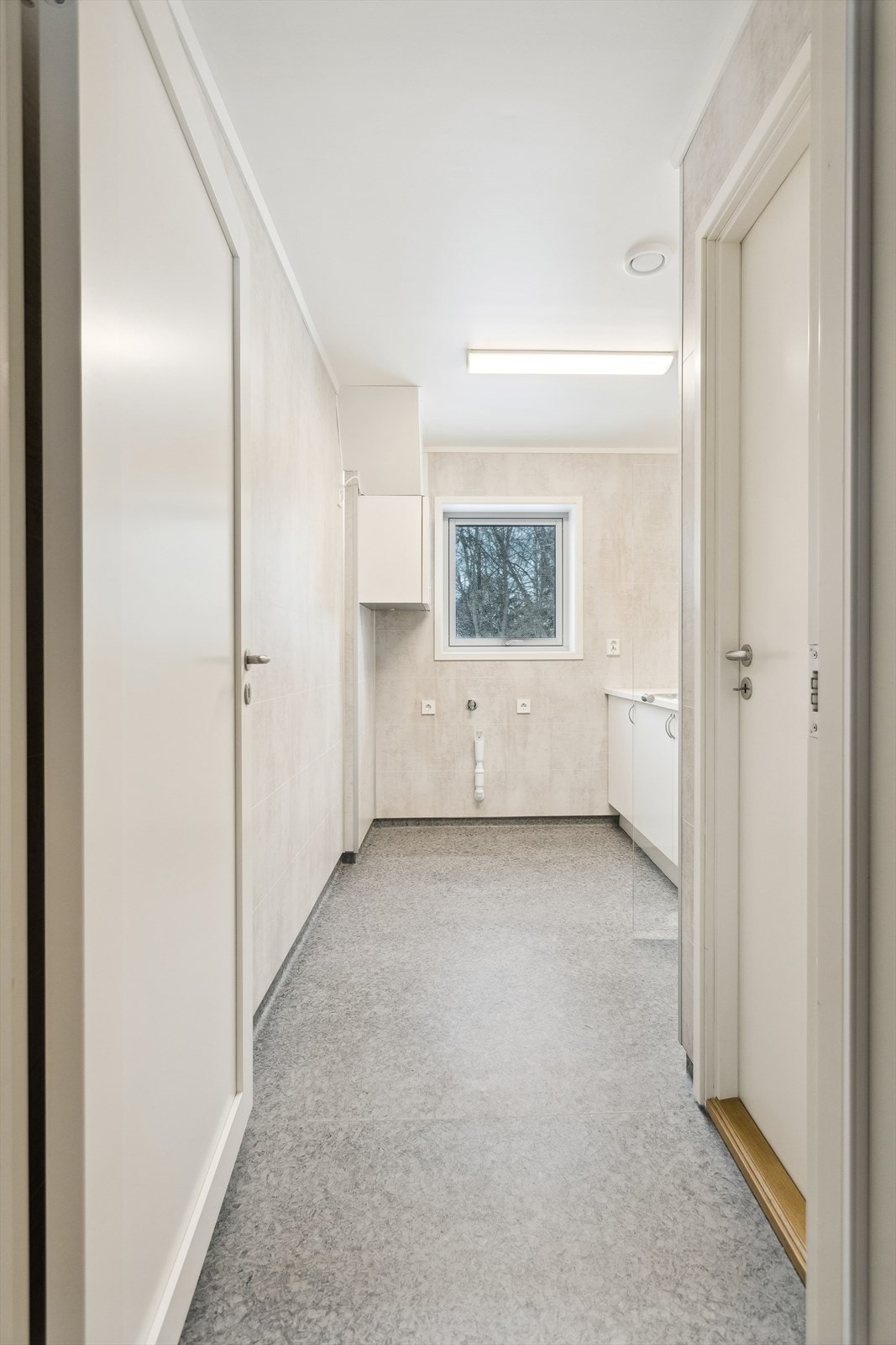 Vaskerom Galleribilde