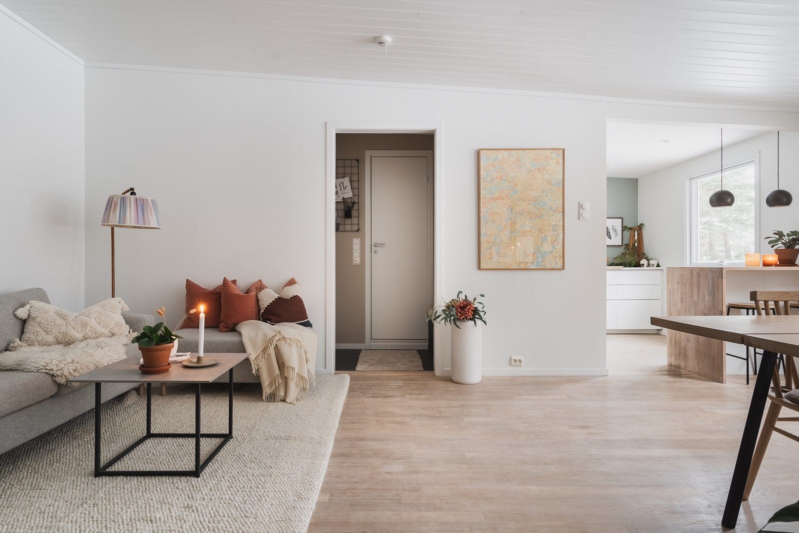 Gulvflatene ble i 2016 slipt og hvitoljet Galleribilde