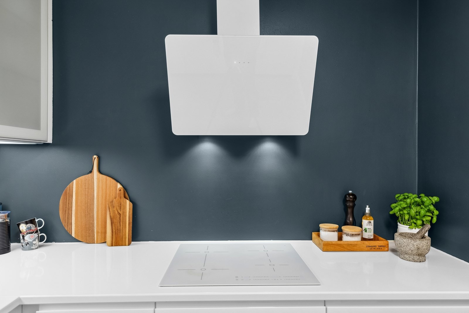 Kullfilter ventilator og marmor benkeplate Galleribilde