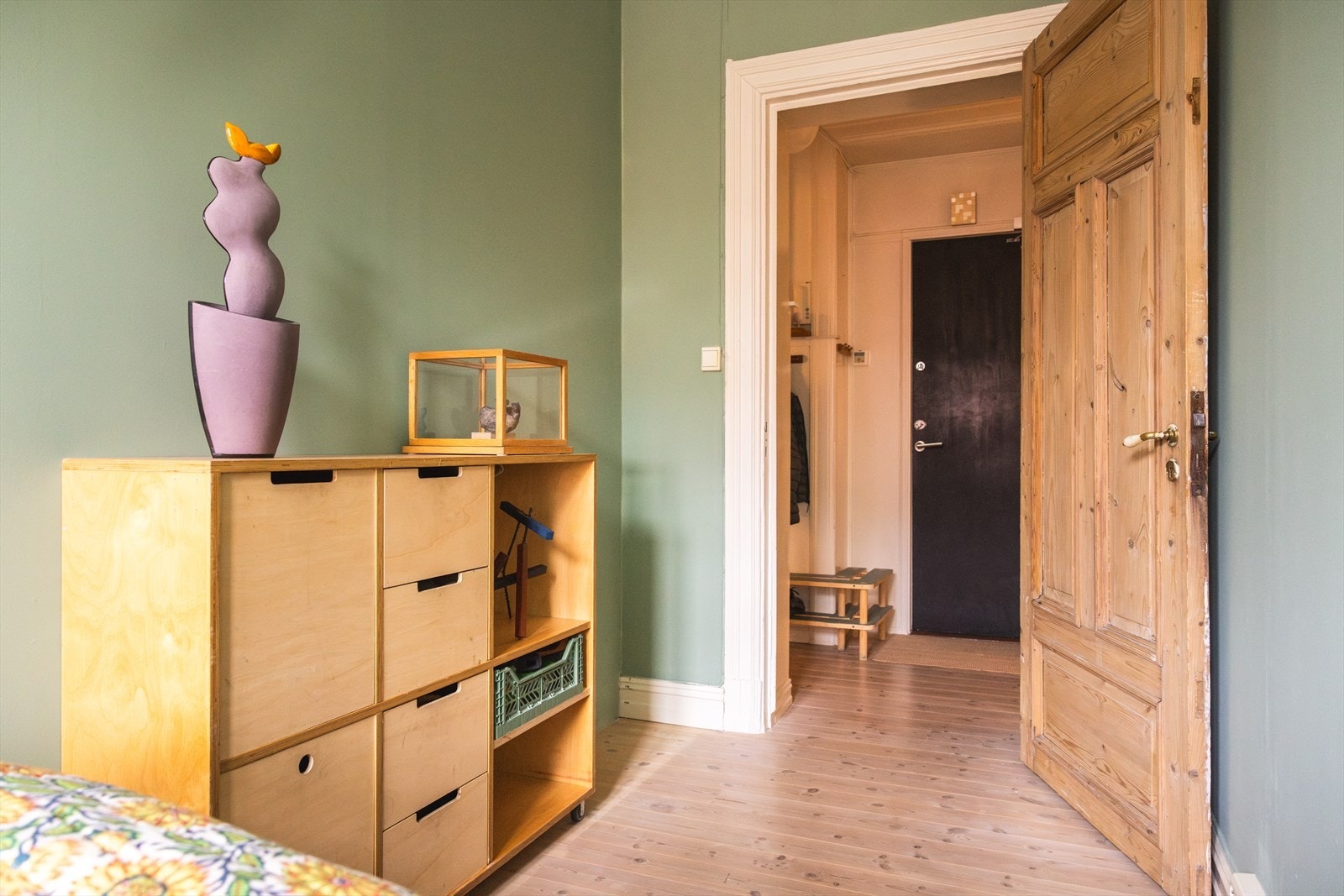 - Plass til garderobeløsning - Galleribilde