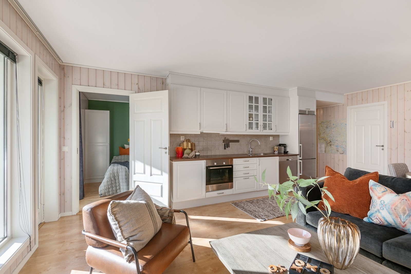 Alle hvitevarer på kjøkkenet medfølger handelen! Galleribilde