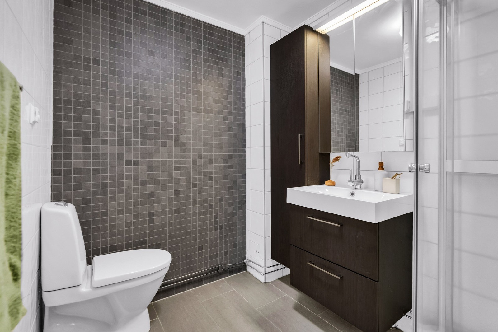 Bad i 1. etasje holder god standard. Galleribilde