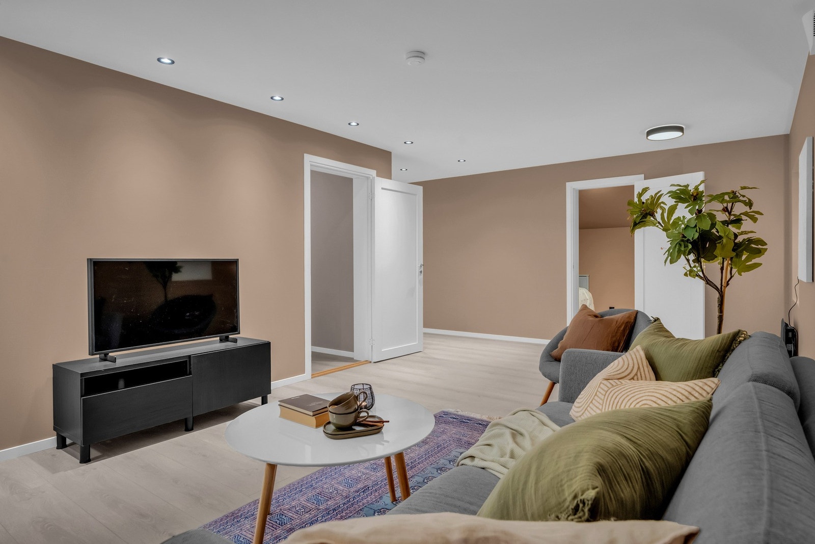 Her kan du nyte en actionfylt film eller se en spennende fotballkamp. Galleribilde