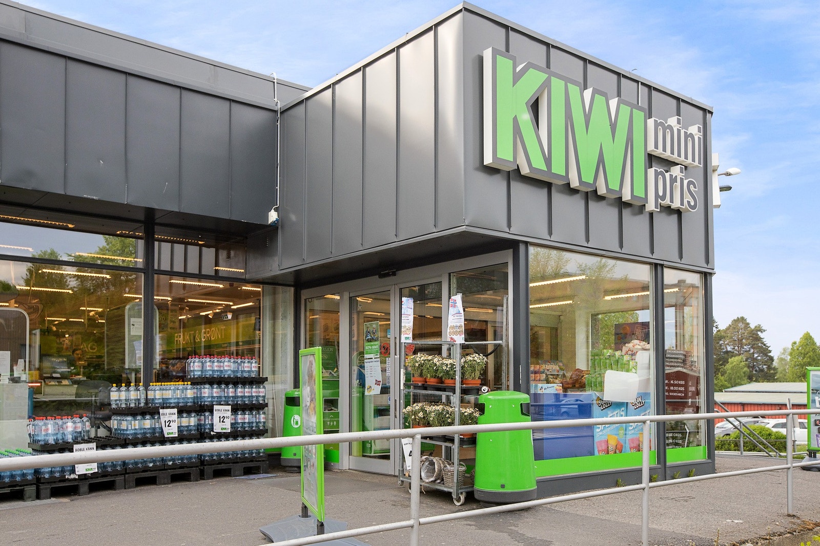 Fra leiligheten er det kort vei til Kiwi. Galleribilde