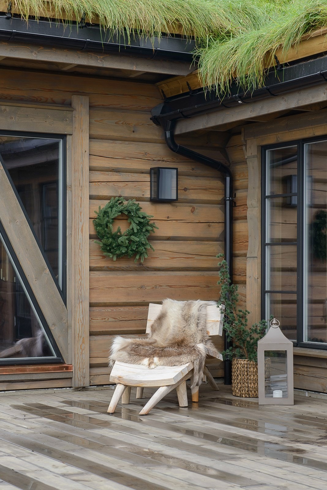 Det er god plass til ønsket utemøblement, grill og diverse beplantning. Galleribilde