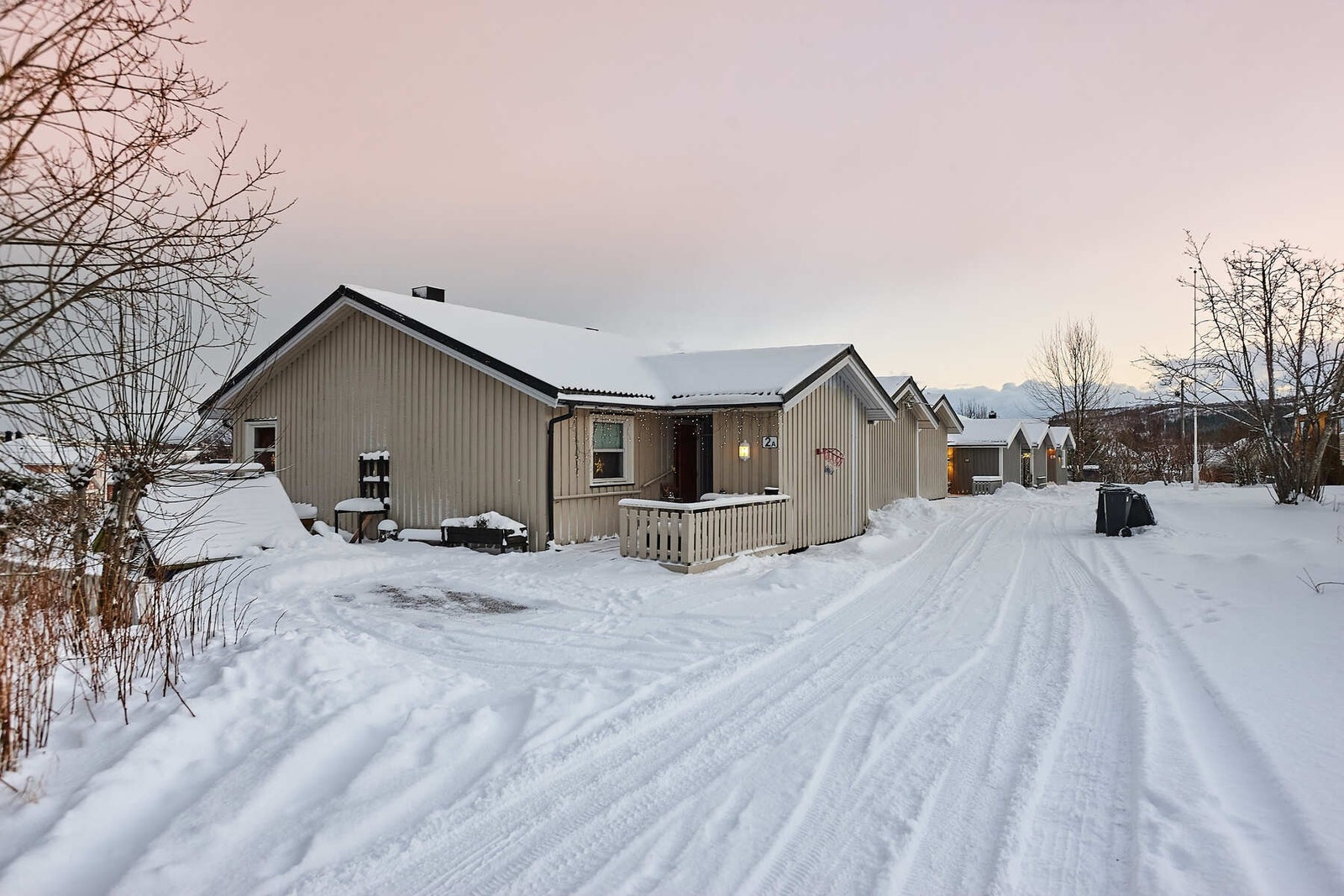 Innkjørsel Galleribilde
