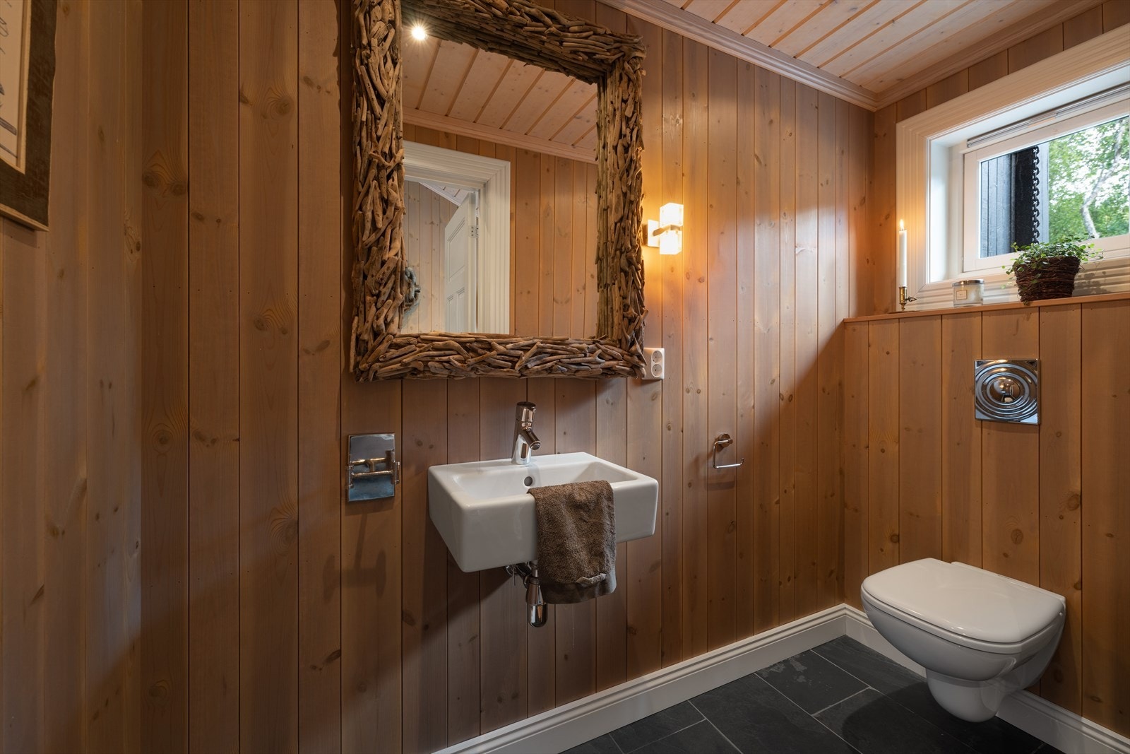 Wc-rom Galleribilde