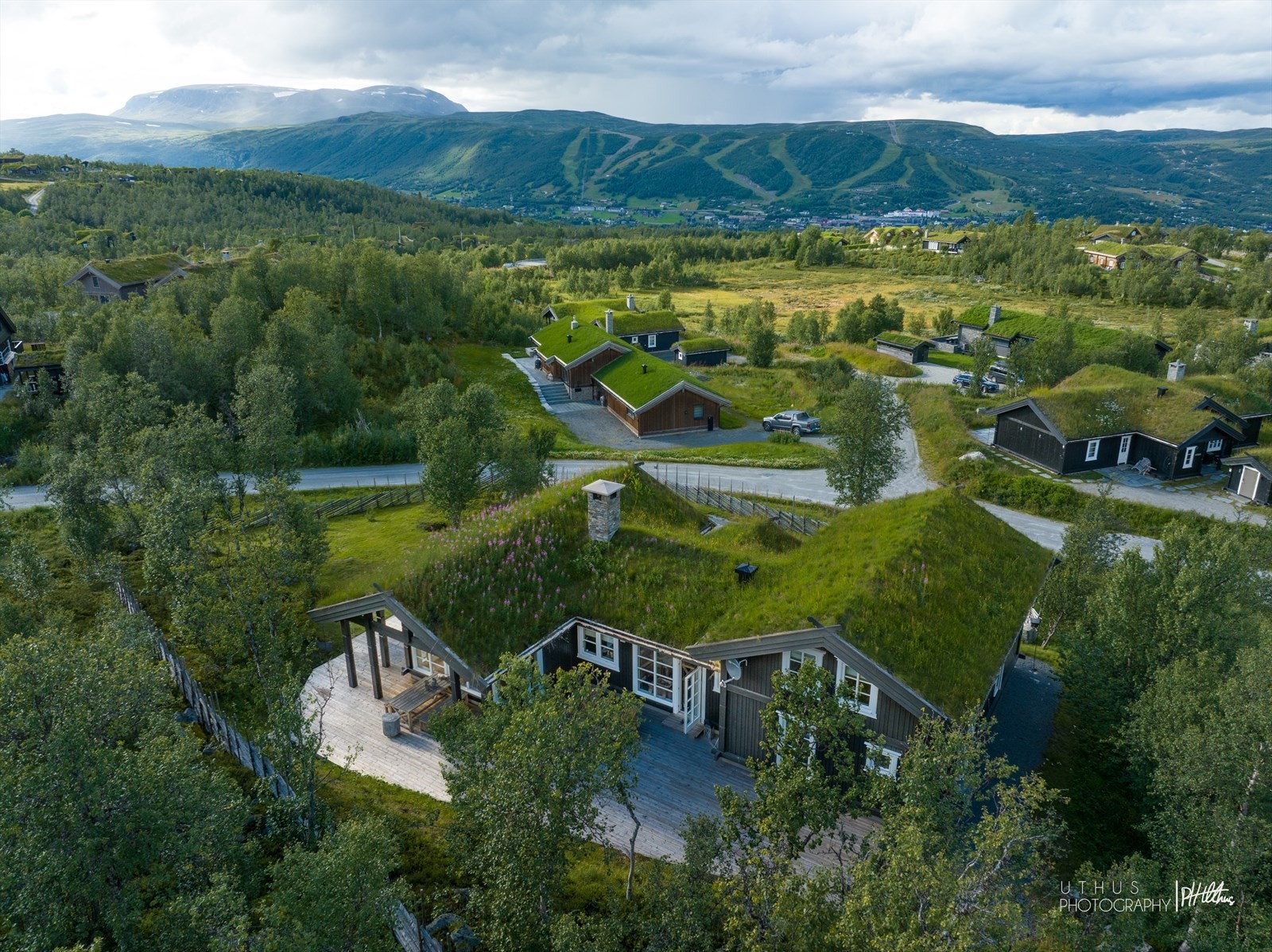 Eiendom med flott beliggenhet og vakker utsikt mot bl.a. Hallingskarvet og Geilo Galleribilde
