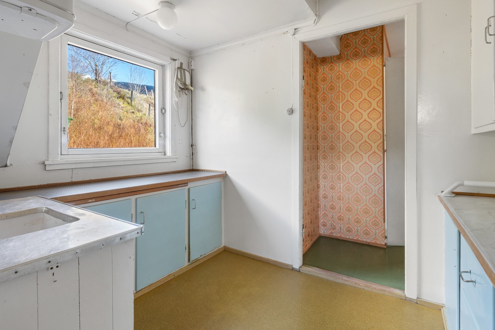 Avtrekk via naturlig ventil i vegg. Galleribilde